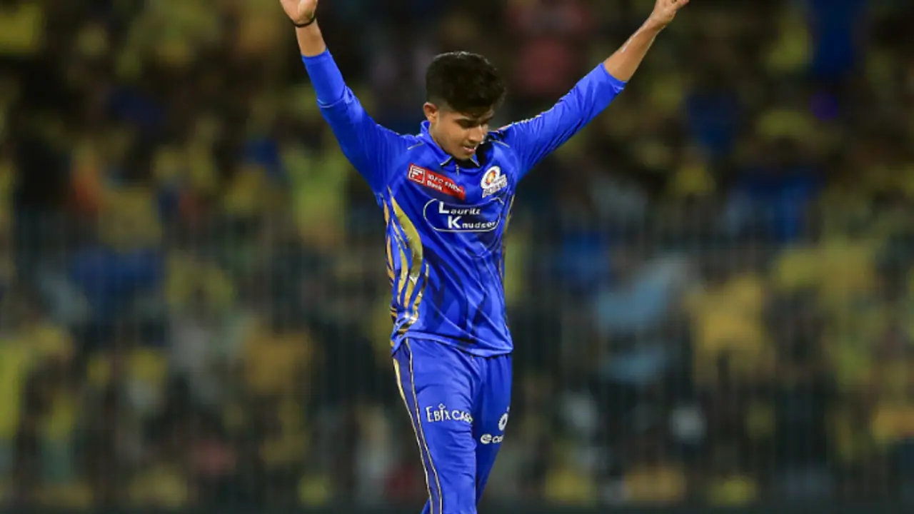 ബാറ്റിംഗ് വെടിക്കെട്ട് കാത്ത് സണ്റൈസേഴ്സ്, ടോസ് ജയിച്ച് മുംബൈ ഇന്ത്യന്സ്; വിഗ്നേഷ് പുത്തൂര് ടീമില് ബാറ്റിംഗ് വെടിക്കെട്ട് കാത്ത് സണ്റൈസേഴ്സ്, ടോസ് ജയിച്ച് മുംബൈ ഇന്ത്യന്സ്; വിഗ്നേഷ് പുത്തൂര് ടീമില്