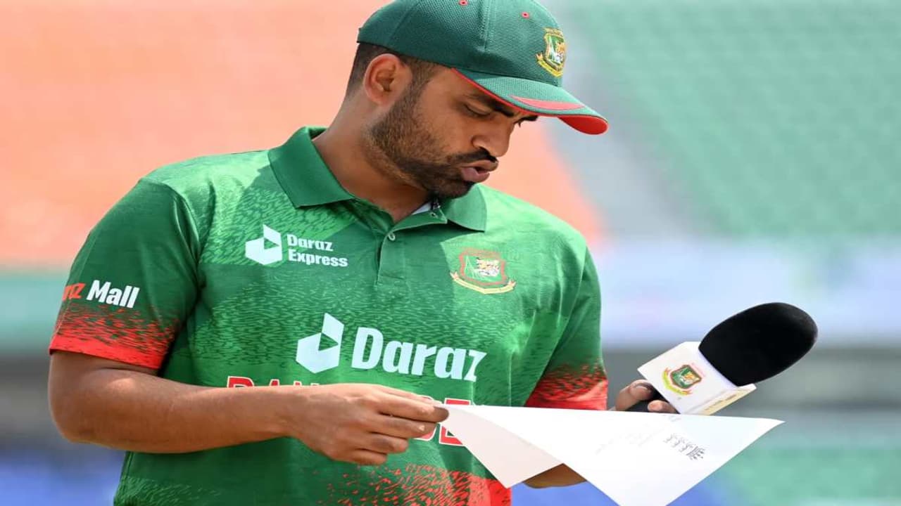 തമീം ഇഖ്ബാലിന്റെ ശസ്ത്രക്രിയ പൂര്ത്തിയാക്കി, താരം അപകടനില തരണം ചെയ്തു തമീം ഇഖ്ബാലിന്റെ ശസ്ത്രക്രിയ പൂര്ത്തിയാക്കി, താരം അപകടനില തരണം ചെയ്തു