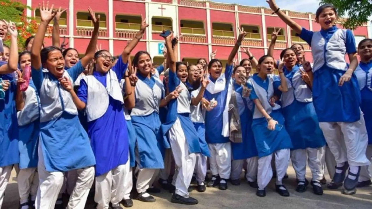 BSEB 12th Result 2025: बिना इंटरनेट भी जानें अपना रिजल्ट, बस करना होगा ये काम!