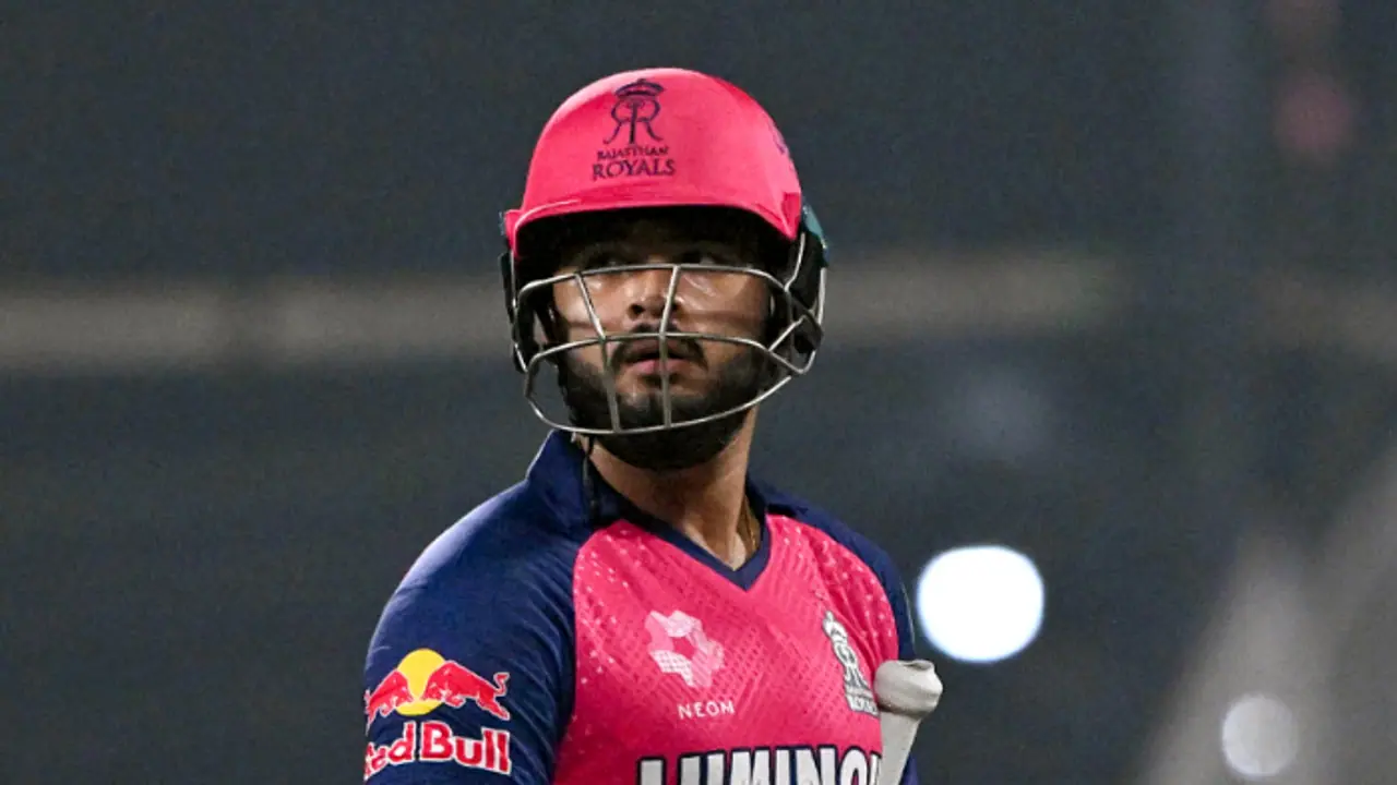 IPL 2025, RR vs KKR: Fan invades pitch and touches Riyan Parag's feet during the match in Guwahati (WATCH) IPL 2025, RR vs KKR: Fan invades pitch and touches Riyan Parag's feet during the match in Guwahati (WATCH)