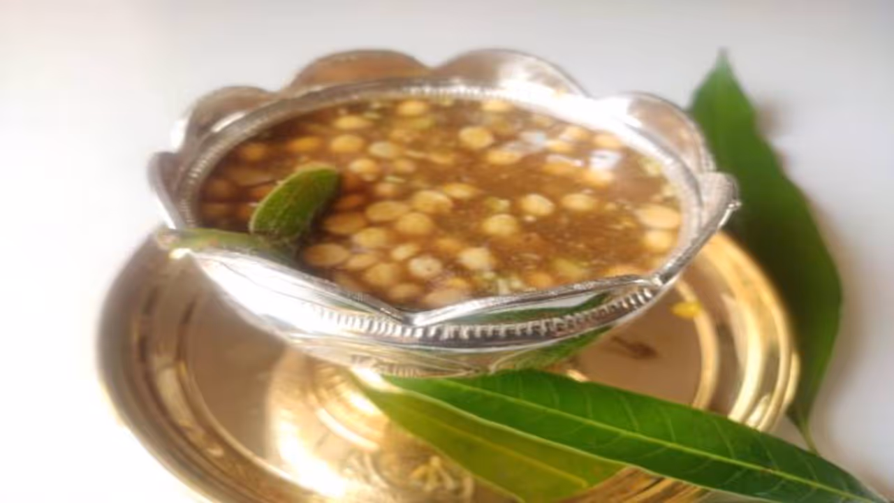 உகாதி பச்சடி பாரம்பரியமான முறையில் செய்வது எப்படி? உகாதி பச்சடி பாரம்பரியமான முறையில் செய்வது எப்படி?