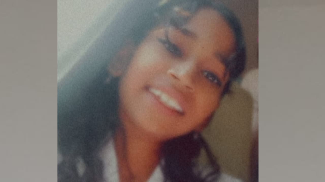 പാലക്കാട് ആറാം ക്ലാസ് വിദ്യാർത്ഥിനി ജീവനൊടുക്കിയ നിലയില് പാലക്കാട് ആറാം ക്ലാസ് വിദ്യാർത്ഥിനി ജീവനൊടുക്കിയ നിലയില്