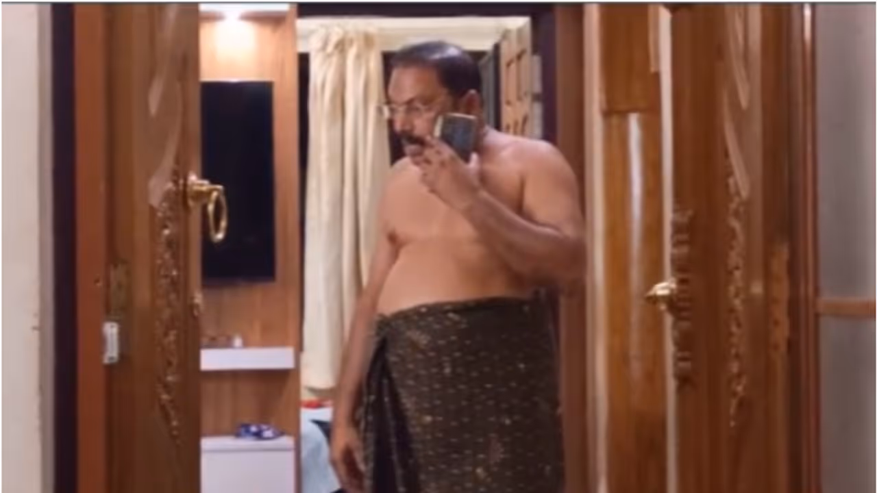 വീട്ടിൽ വച്ച് കൈക്കൂലി വാങ്ങുന്നതിനിടെ തഹസിൽദാറെ കൈയോടെ പൊക്കി വിജിലൻസ്