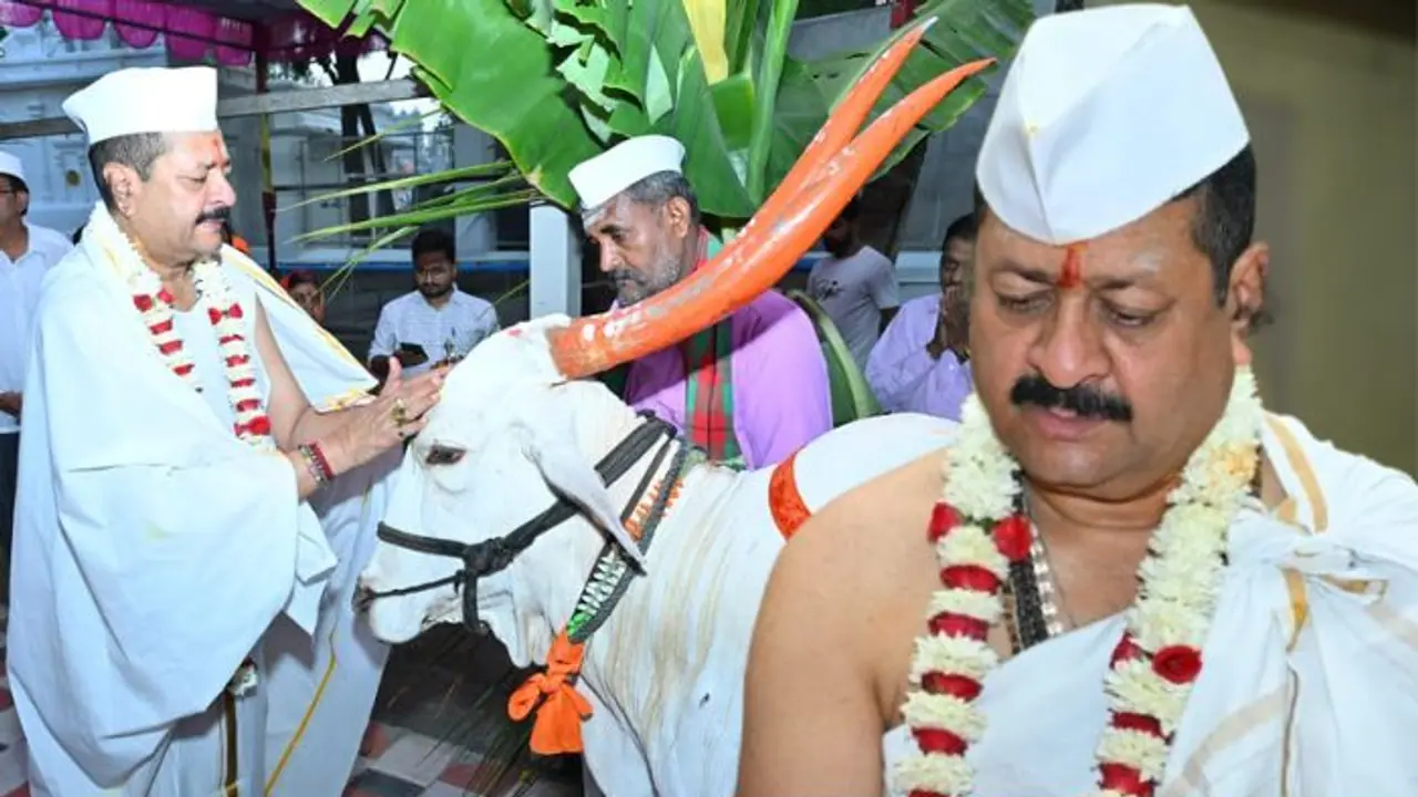 ಕಾರ್ಯಕರ್ತರಿಗೆ ಸಂಕಲ್ಪ ಪತ್ರ ಬರೆದ ಬಸನಗೌಡ ಪಾಟೀಲ್ ಯತ್ನಾಳ್: ಈ ಬದ್ಧತೆ ಯಾರಿಗಿದೆ? ಕಾರ್ಯಕರ್ತರಿಗೆ ಸಂಕಲ್ಪ ಪತ್ರ ಬರೆದ ಬಸನಗೌಡ ಪಾಟೀಲ್ ಯತ್ನಾಳ್: ಈ ಬದ್ಧತೆ ಯಾರಿಗಿದೆ?