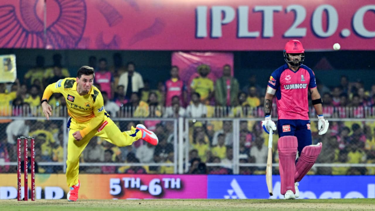 ഐപിഎല്: ഓറഞ്ച് ക്യാപ് തലയില് നിന്നൂരാതെ നിക്കോളാസ് പുരാന്, പര്പ്പിള് ക്യാപിന് പുതിയ അവകാശി ഐപിഎല്: ഓറഞ്ച് ക്യാപ് തലയില് നിന്നൂരാതെ നിക്കോളാസ് പുരാന്, പര്പ്പിള് ക്യാപിന് പുതിയ അവകാശി