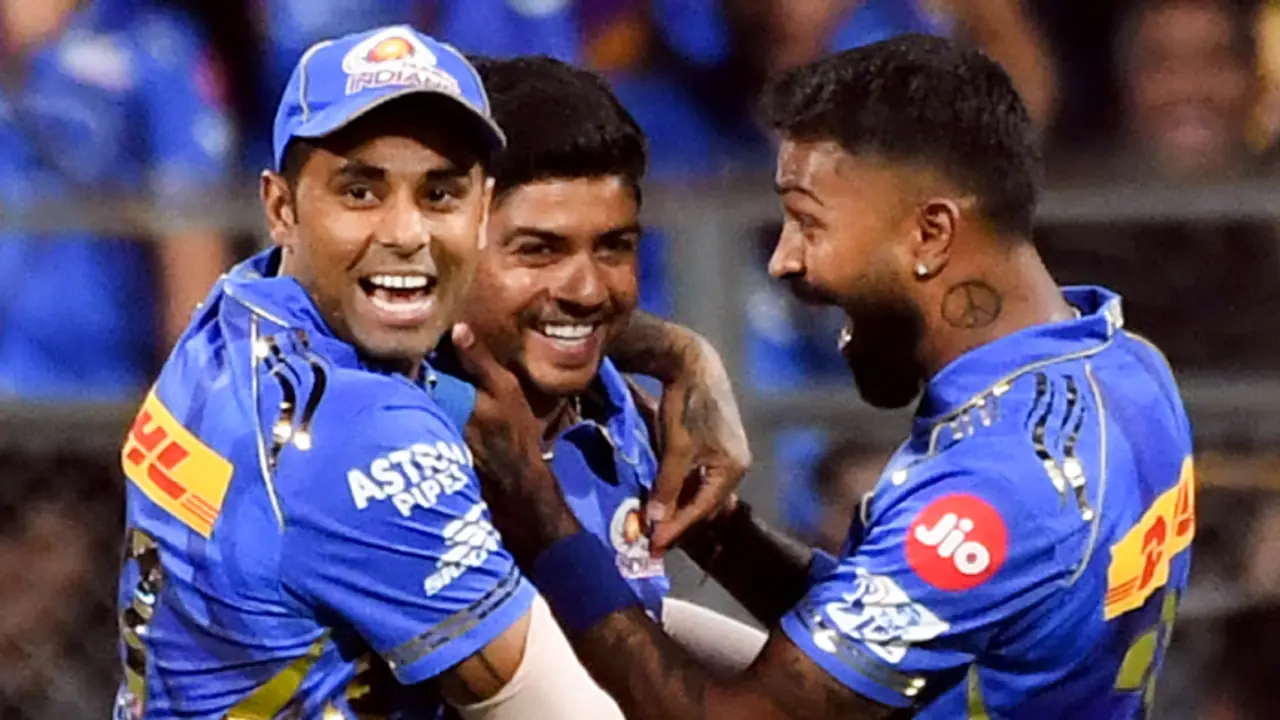 അന്ന് തള്ളിപ്പറഞ്ഞു, ഇപ്പോൾ പ്രതിഭകളെ കണ്ടെത്താനുള്ള മുംബൈയുടെ മികവിനെ വാഴ്ത്തി ഹാർദ്ദിക്; പൊരിച്ച് ആരാധകര് അന്ന് തള്ളിപ്പറഞ്ഞു, ഇപ്പോൾ പ്രതിഭകളെ കണ്ടെത്താനുള്ള മുംബൈയുടെ മികവിനെ വാഴ്ത്തി ഹാർദ്ദിക്; പൊരിച്ച് ആരാധകര്