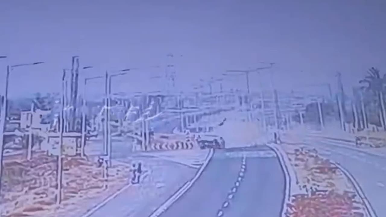 Chitradurga HORROR caught on camera: Car rolls over 15 times on NH 150A, claiming 3 lives (WATCH) Chitradurga HORROR caught on camera: Car rolls over 15 times on NH 150A, claiming 3 lives (WATCH)
