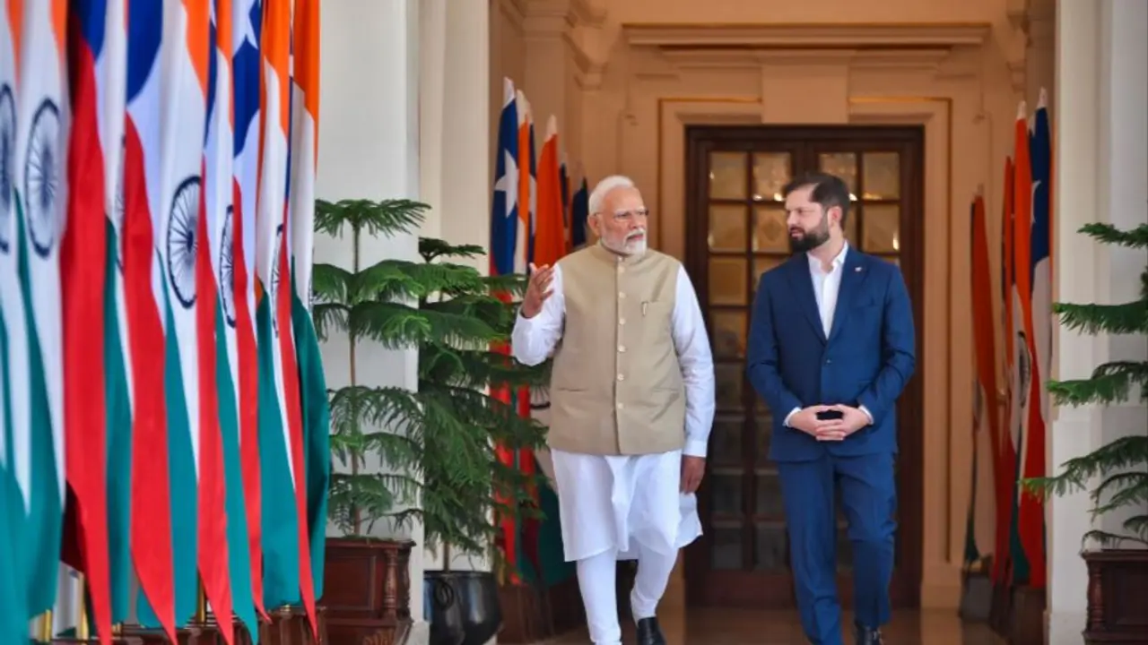 ಪ್ರಸ್ತುತ ಜಗತ್ತಿನಲ್ಲಿ ಈ ತಾಕತ್ತಿರುವುದು ಭಾರತದ ಪ್ರಧಾನಿಗೆ ಮಾತ್ರ: ಮೋದಿ ಹೊಗಳಿದ ಚಿಲಿ ಅಧ್ಯಕ್ಷ ಪ್ರಸ್ತುತ ಜಗತ್ತಿನಲ್ಲಿ ಈ ತಾಕತ್ತಿರುವುದು ಭಾರತದ ಪ್ರಧಾನಿಗೆ ಮಾತ್ರ: ಮೋದಿ ಹೊಗಳಿದ ಚಿಲಿ ಅಧ್ಯಕ್ಷ