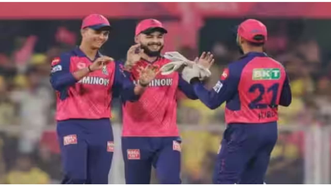 രാജസ്ഥാന് തലവേദനയായി യുവതാരത്തിന്റെ മോശം പ്രകടനം; ഇനി ഫോമായില്ലെങ്കിൽ പണി പാളും രാജസ്ഥാന് തലവേദനയായി യുവതാരത്തിന്റെ മോശം പ്രകടനം; ഇനി ഫോമായില്ലെങ്കിൽ പണി പാളും