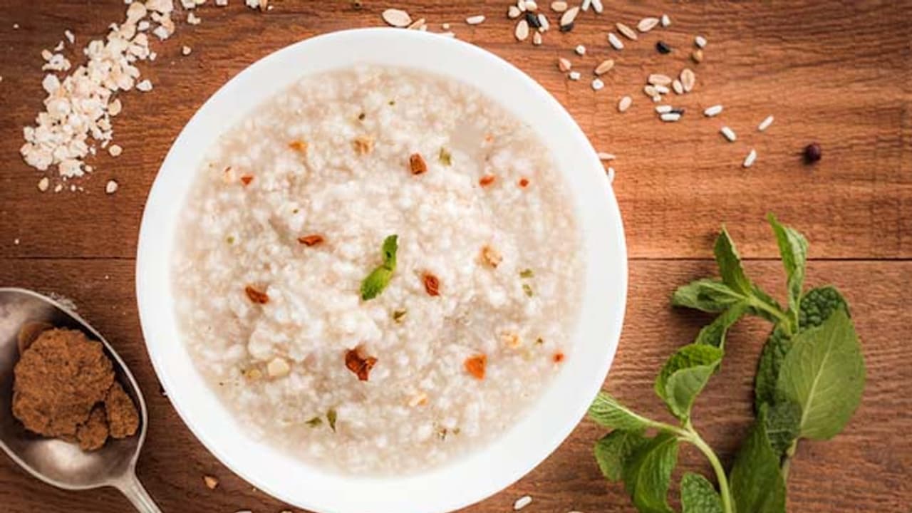 Khichdi to Vada: 7 Simple Sabudana Recipes for Navratri Fasting