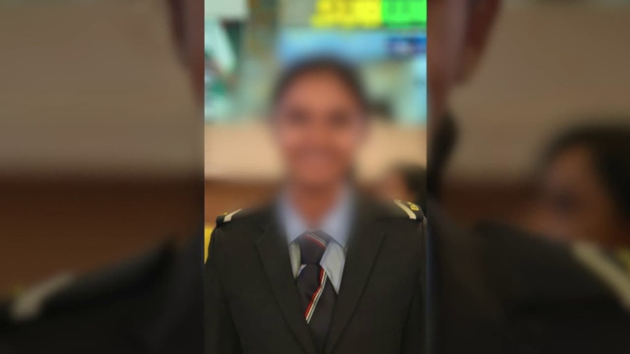  ഐ ബി ഉദ്യോഗസ്ഥയുടെ മരണം: സുകാന്തിനെ സസ്‌പെന്‍ഡ് ചെയ്യണമെന്ന് ഡിവൈഎഫ്‌ഐ