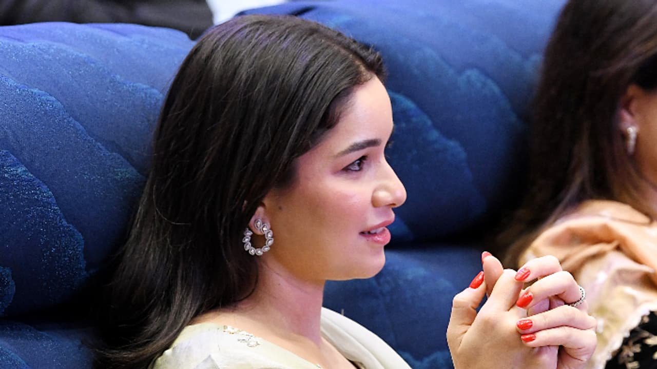 സാറ ടെന്ഡുല്ക്കറും ക്രിക്കറ്റിലേക്ക്; ഗ്ലോബല് ഇ ക്രിക്കറ്റ് പ്രീമിയര് ലീഗില് മുംബൈ ടീമിന്റെ ഉടമയായി സാറ ടെന്ഡുല്ക്കറും ക്രിക്കറ്റിലേക്ക്; ഗ്ലോബല് ഇ ക്രിക്കറ്റ് പ്രീമിയര് ലീഗില് മുംബൈ ടീമിന്റെ ഉടമയായി