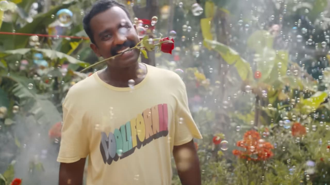 സജിൻ ഗോപുവിന്റെ പൈങ്കിളി ഇനി ഒടിടിയിലേക്ക്, സ്ട്രീമിംഗ് പ്രഖ്യാപിച്ചു സജിൻ ഗോപുവിന്റെ പൈങ്കിളി ഇനി ഒടിടിയിലേക്ക്, സ്ട്രീമിംഗ് പ്രഖ്യാപിച്ചു