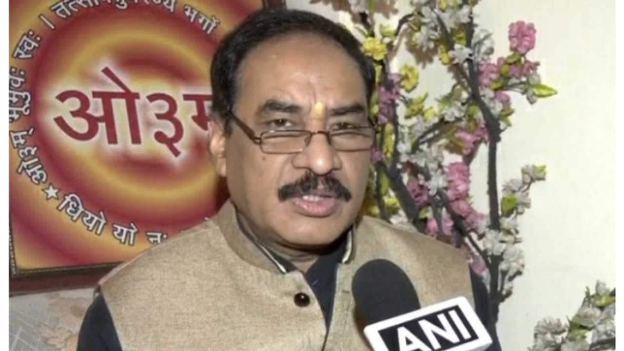 ക്രൈസ്തവ സംഘത്തിന് നേരെ ആക്രമണം; ആരോപണത്തിലുറച്ച് വിഎച്ച്പി, വ്യാപക മത പരിവർത്തനം നടക്കുന്നുവെന്ന് ആരോപണം ക്രൈസ്തവ സംഘത്തിന് നേരെ ആക്രമണം; ആരോപണത്തിലുറച്ച് വിഎച്ച്പി, വ്യാപക മത പരിവർത്തനം നടക്കുന്നുവെന്ന് ആരോപണം