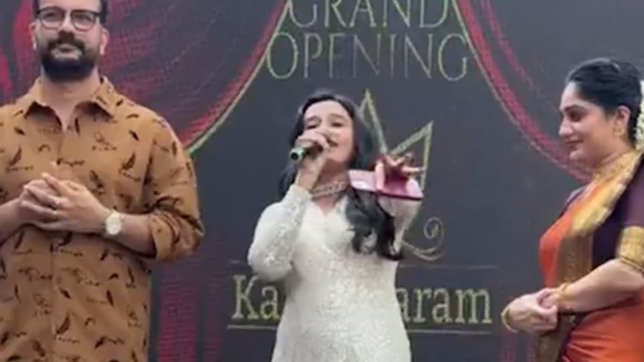 ആര്യക്ക് ഡ്രസ് സെൻസ് ഉണ്ടെന്ന കാര്യം പണ്ടേ മനസിലായതാണ്; രമേഷ് പിഷാരടി