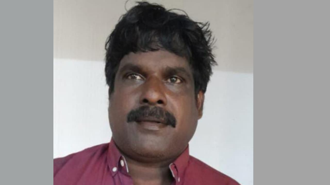 രാത്രിയോടെ എത്തി അമ്മയോട് പണം ചോദിച്ചു, കൊടുക്കാത്തതിന് കത്തിയെടുത്ത് കുത്തി, മകൻ പിടിയിൽ രാത്രിയോടെ എത്തി അമ്മയോട് പണം ചോദിച്ചു, കൊടുക്കാത്തതിന് കത്തിയെടുത്ത് കുത്തി, മകൻ പിടിയിൽ