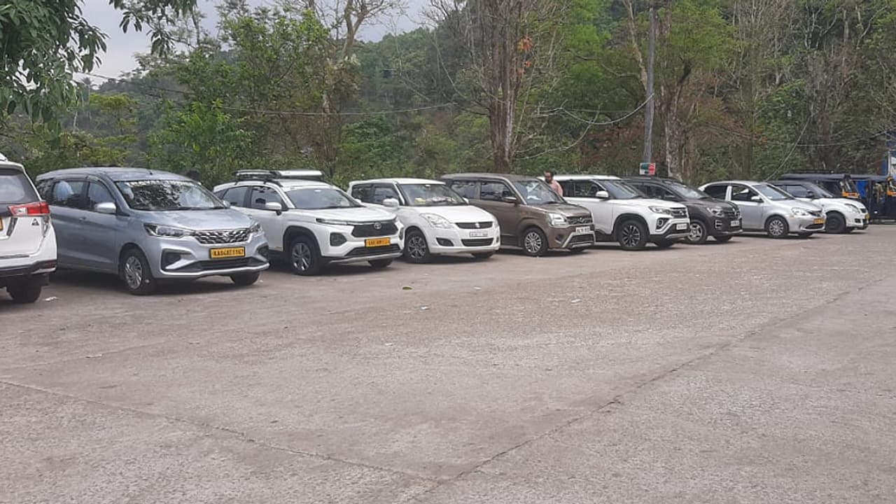 ಹೈಕೋರ್ಟ್ ತಡೆಯಾಜ್ಞೆ ಇದ್ದರೂ ತರಾತುರಿಯಲ್ಲಿ ಟೆಂಡರ್: ಹಲವು ಅನುಮಾನಗಳ ಹುಟ್ಟಿಸಿದ ಕೆ.ನಿಡುಗಣೆ ಪಂಚಾಯಿತಿ ನಡೆ