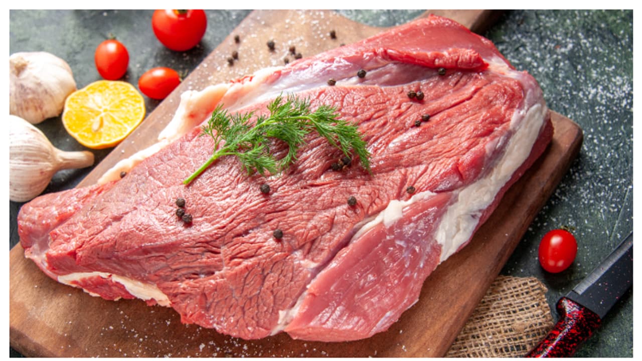 ഇറച്ചി എളുപ്പത്തിൽ വൃത്തിയാക്കാൻ ഇതാ 5 പൊടിക്കൈകൾ ഇറച്ചി എളുപ്പത്തിൽ വൃത്തിയാക്കാൻ ഇതാ 5 പൊടിക്കൈകൾ