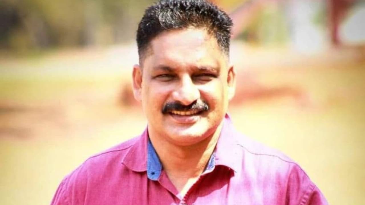 മുൻ സന്തോഷ് ട്രോഫി കേരള ടീമംഗം എം. ബാബുരാജ് അന്തരിച്ചു മുൻ സന്തോഷ് ട്രോഫി കേരള ടീമംഗം എം. ബാബുരാജ് അന്തരിച്ചു