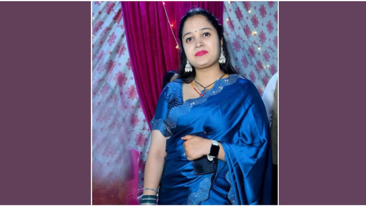 റോളർ കോസ്റ്ററിൽ നിന്ന് വീണ് യുവതി മരിച്ചു; ദാരുണ സംഭവം പ്രതിശ്രുത വരന്‍റെ കണ്‍മുന്നിൽ