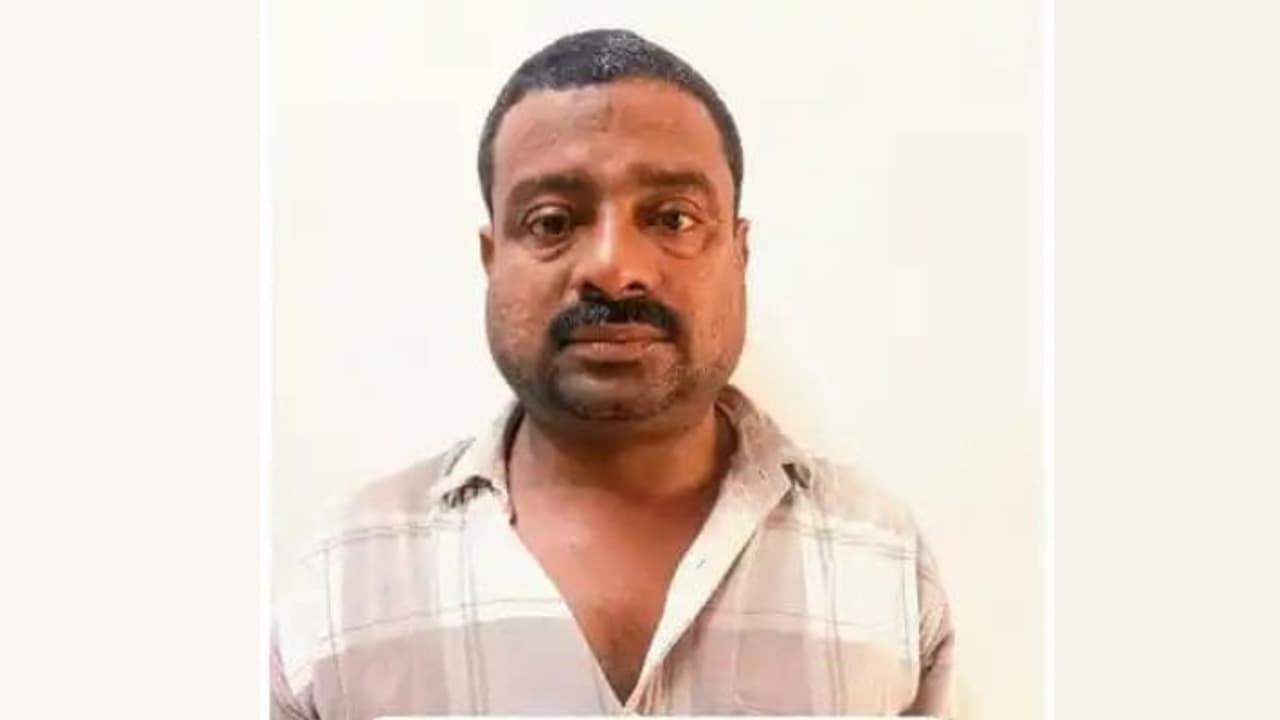 ഇറച്ചി വാങ്ങാനെത്തിയ ആൺകുട്ടിയെ പീഡനത്തിനിരയാക്കി, വണ്ടൂരിൽ 50 കാരൻ അറസ്റ്റിൽ 