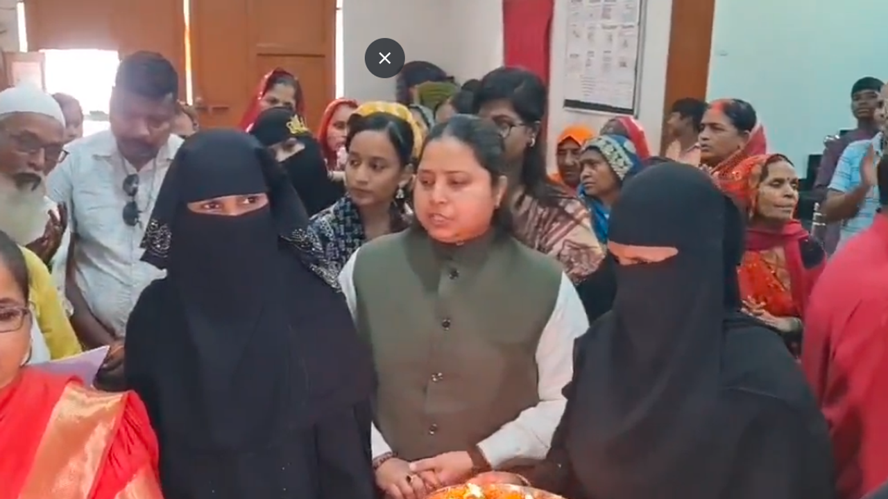 ರಾಮನ ಅನುಗ್ರಹದಿಂದ ತ್ರಿವಳಿ ತಲಾಖ್, ವಕ್ಫ್ ಬಿಲ್ ಪಾಸ್, ಮುಸ್ಲಿಮರಿಂದ ರಾಮನವಮಿ ಪೂಜೆ