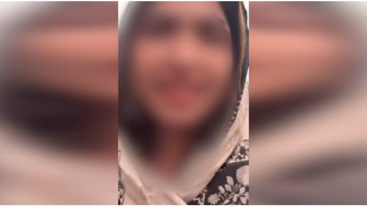 ലഹരികേസിൽ പുറത്തിറങ്ങി എക്സൈസിനെ വെല്ലുവിളിച്ച് റഫീന;മയക്കുമരുന്ന് അവർ തന്നെ കൊണ്ടുവെച്ചെന്ന് ഫേസ്ബുക്ക് ലൈവിൽ ലഹരികേസിൽ പുറത്തിറങ്ങി എക്സൈസിനെ വെല്ലുവിളിച്ച് റഫീന;മയക്കുമരുന്ന് അവർ തന്നെ കൊണ്ടുവെച്ചെന്ന് ഫേസ്ബുക്ക് ലൈവിൽ