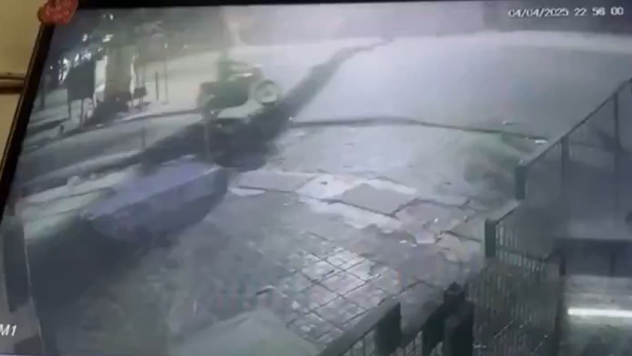 High speed race between BMW and Innova kills biker in Uttar Pradesh; crash caught on CCTV (WATCH) High speed race between BMW and Innova kills biker in Uttar Pradesh; crash caught on CCTV (WATCH)