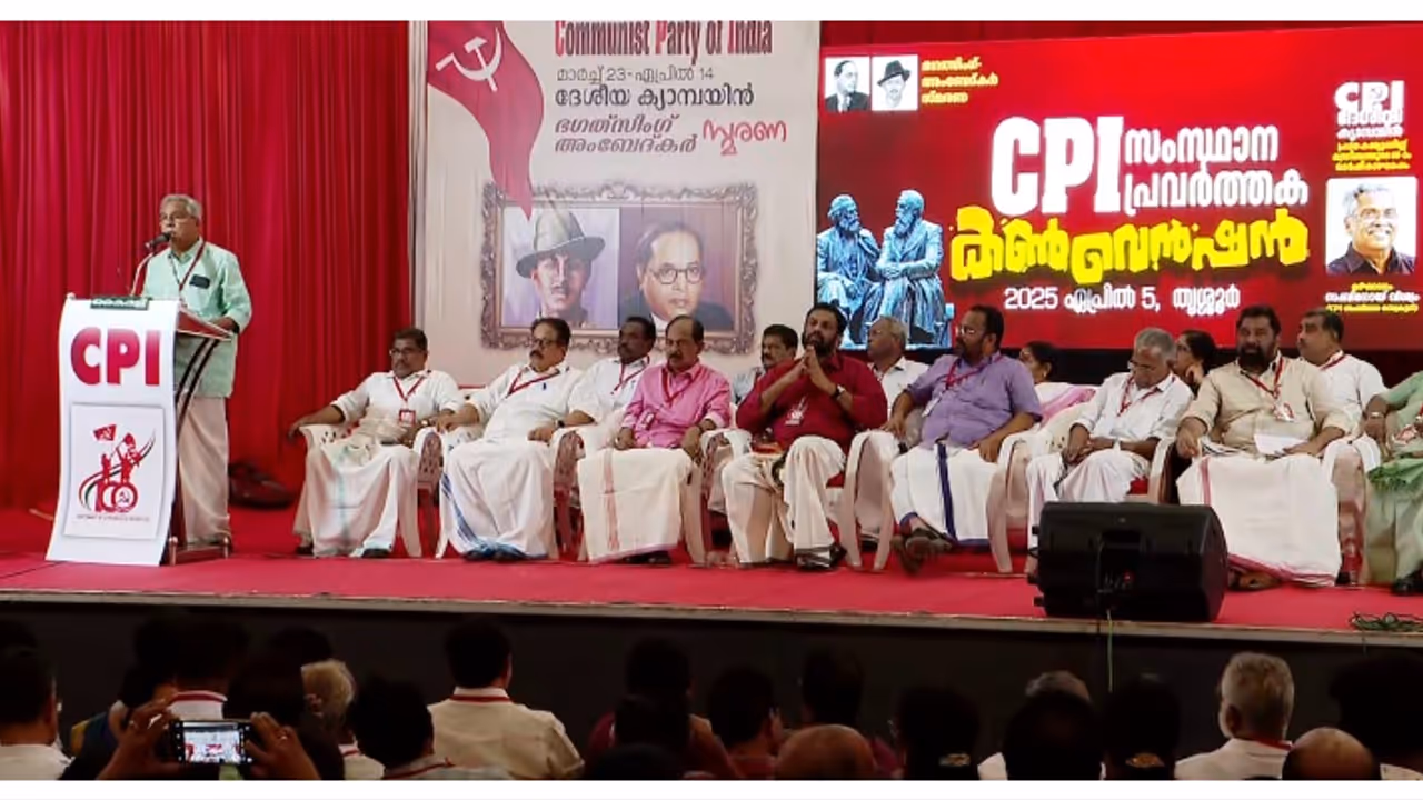 സിപിഐ പാർട്ടി സമ്മേളനങ്ങളിൽ മത്സരത്തിന് വിലക്ക്; ഔദ്യോ​ഗിക പാനലിനെതിരെ മത്സരം പാടില്ലെന്ന് നിര്‍ദേശം