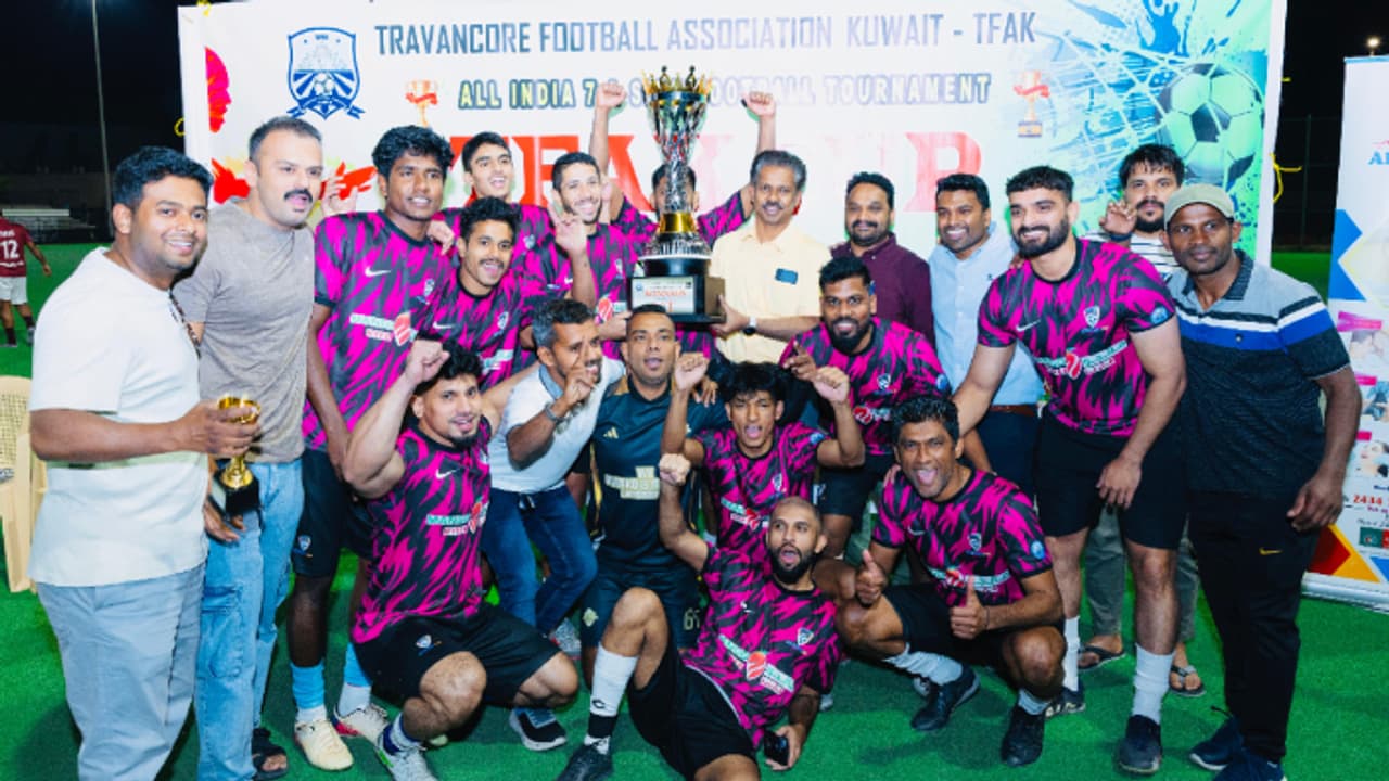 ടിഫാക്ക് കപ്പ് സീസൺ 2 എഫ്സി സ്പാർക്സിന് ടിഫാക്ക് കപ്പ് സീസൺ 2 എഫ്സി സ്പാർക്സിന്