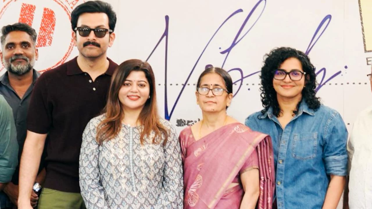 'എമ്പുരാന്' ശേഷം പൃഥ്വിരാജ്, നായിക പാര്‍വതി തിരുവോത്ത്; 'നോബഡി' ആരംഭിച്ചു