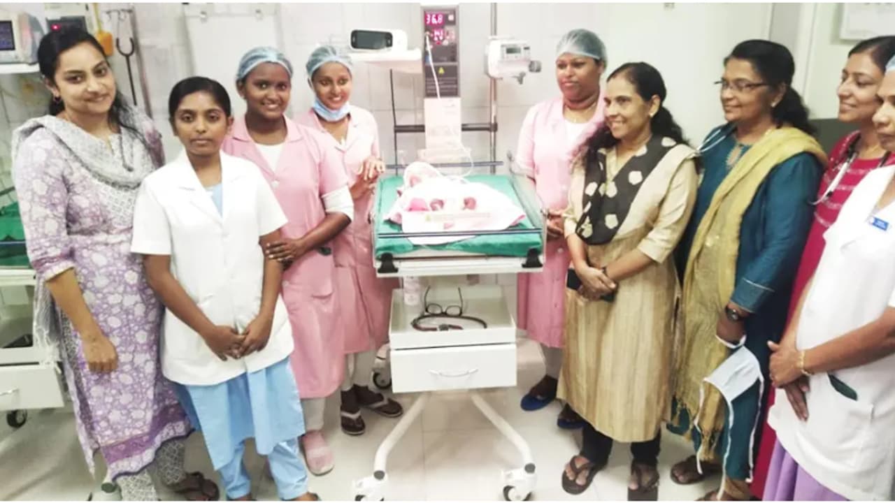 ആ പൊന്നോമന ഇനി കേരളത്തിൻ്റെ 'നിധി'! ഐസിയുവിൽ ഉപേക്ഷിച്ച് അച്ഛനമ്മമാർ ജാര്ഖണ്ഡിലേക്ക് മുങ്ങി,ഏറ്റെടുത്ത് കേരളം ആ പൊന്നോമന ഇനി കേരളത്തിൻ്റെ 'നിധി'! ഐസിയുവിൽ ഉപേക്ഷിച്ച് അച്ഛനമ്മമാർ ജാര്ഖണ്ഡിലേക്ക് മുങ്ങി,ഏറ്റെടുത്ത് കേരളം