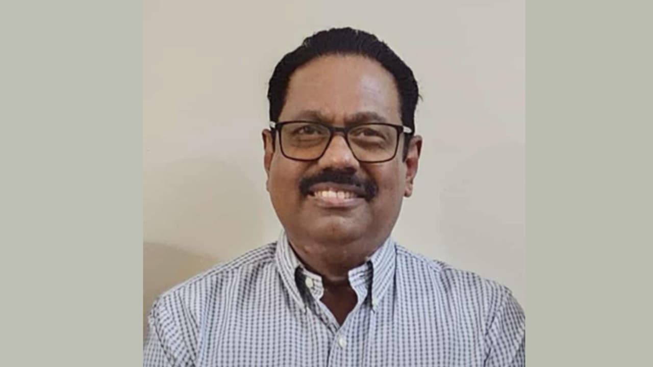 നാട്ടിലെത്തിയിട്ട് രണ്ട് ദിവസം, കുവൈത്ത് പ്രവാസി ഹൃദയാഘാതം മൂലം മരണപ്പെട്ടു നാട്ടിലെത്തിയിട്ട് രണ്ട് ദിവസം, കുവൈത്ത് പ്രവാസി ഹൃദയാഘാതം മൂലം മരണപ്പെട്ടു