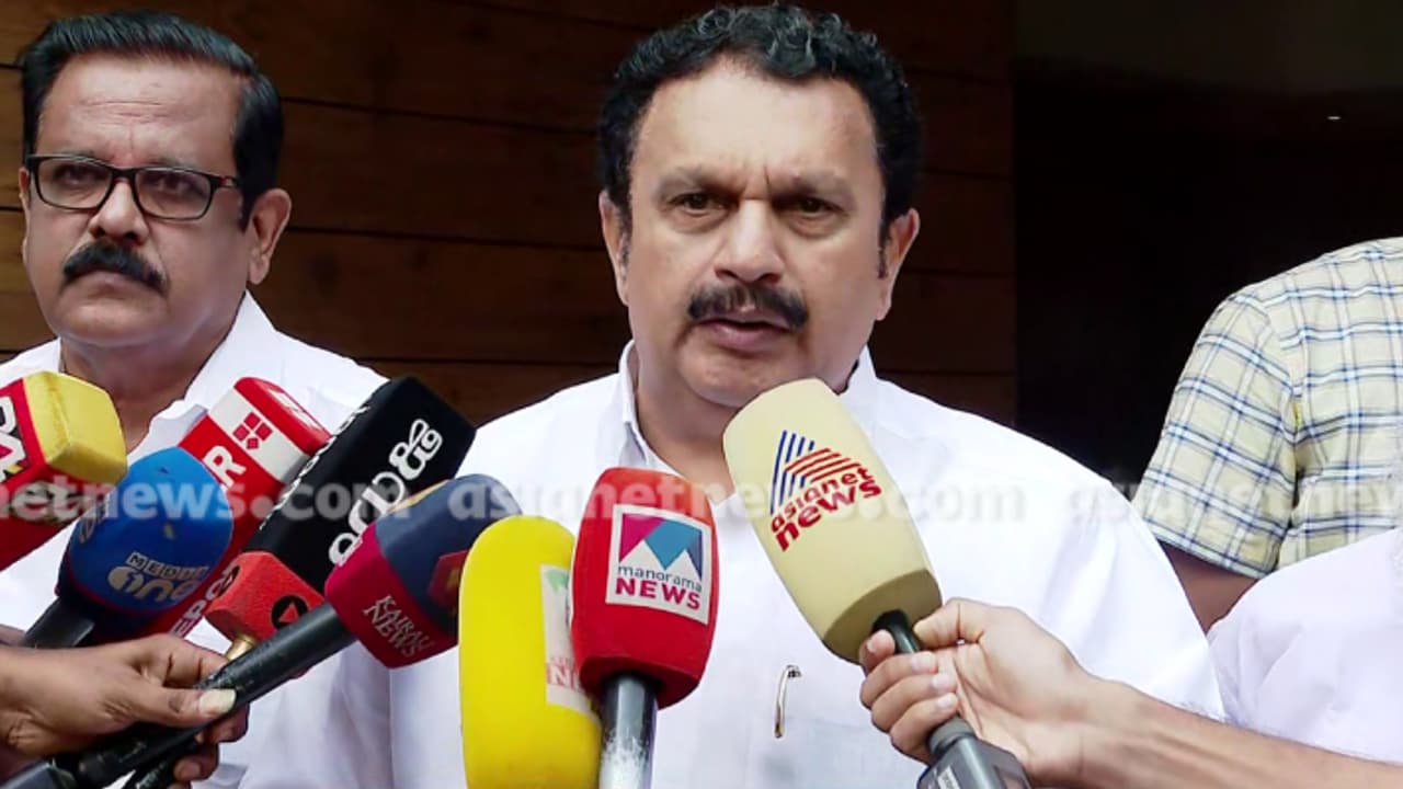 കേരളത്തിൽ കോൺഗ്രസിൽ നേതൃമാറ്റം ഉണ്ടാകുമെന്ന് കെ മുരളീധരൻ; 'കെപിസിസി പ്രസിഡ‍ൻ്റിനെ മാറ്റുമെന്ന പ്രചാരണം തെറ്റ്'