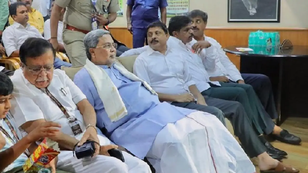 ಬೆಂಗಳೂರಿನಲ್ಲಿ RCB ಸೋಲಿಗೆ ಸಿದ್ದರಾಮಯ್ಯರನ್ನು ಟ್ರೋಲ್ ಮಾಡಿದ ನೆಟ್ಟಿಗರು!