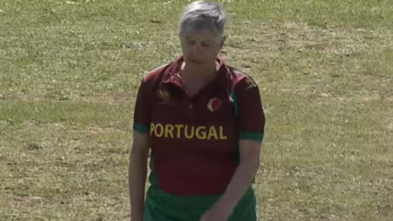 64 ാം വയസില്‍ രാജ്യാന്തര ടി20 അരങ്ങേറ്റം; ചരിത്രമെഴുതി പോര്‍ച്ചുഗീസ് വനിതാ ക്രിക്കറ്റര്‍ ജൊവാന ചൈല്‍ഡ്