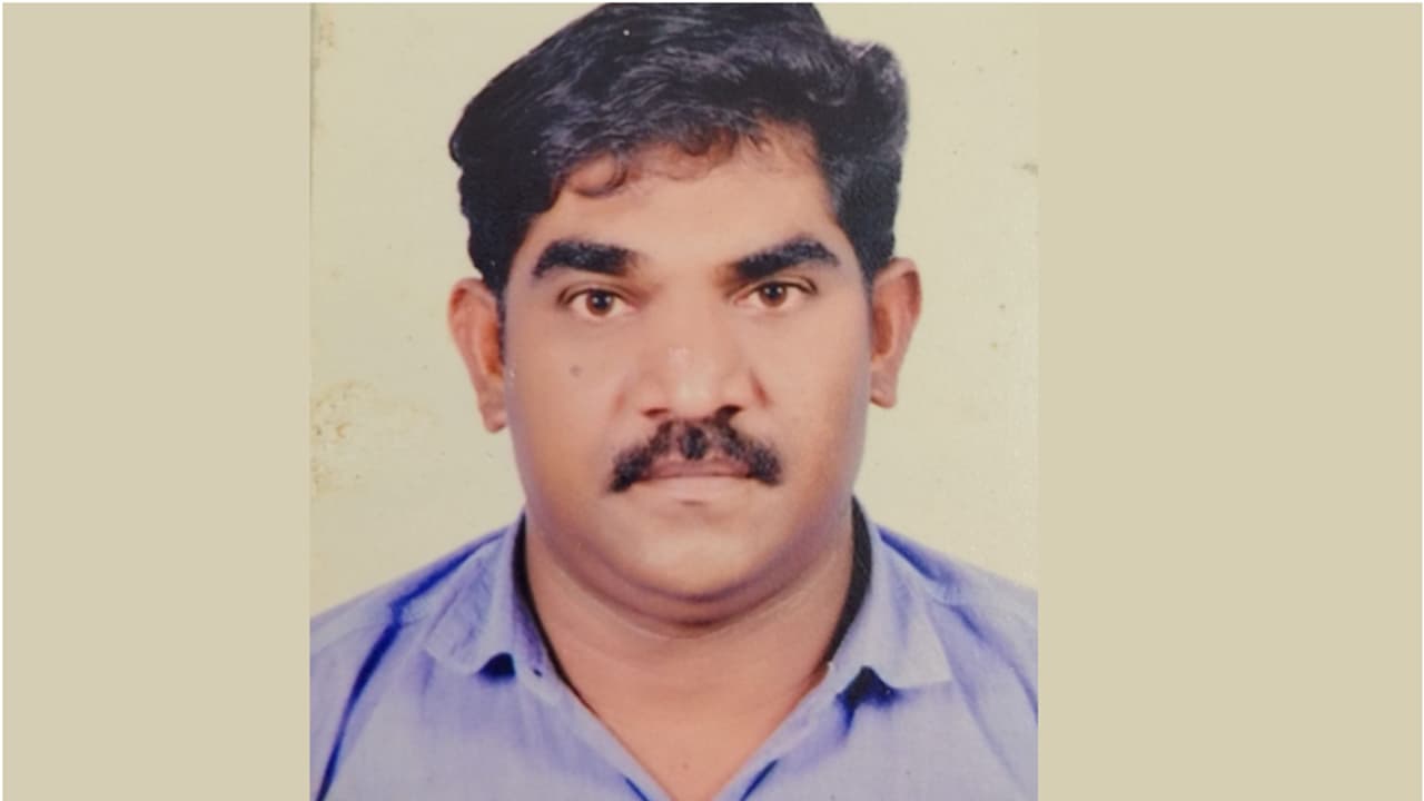 പ്രവാസി മലയാളി ഹൃദയാഘാതം മൂലം മരിച്ചു പ്രവാസി മലയാളി ഹൃദയാഘാതം മൂലം മരിച്ചു