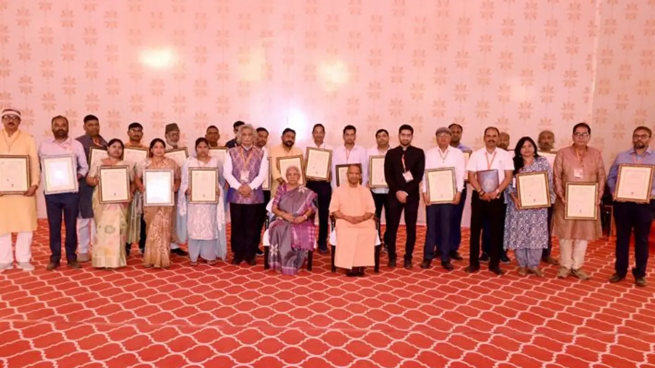 உத்தரப் பிரதேசத்தின் 21 பொருட்களுக்கு ஜிஐ டேக் சான்றிதழ்!