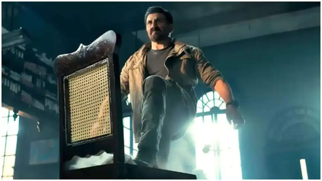 രണ്ടാം ദിനം പടം വീണു എന്ന് പറഞ്ഞവരെ ഞെട്ടിച്ച് സണ്ണി ഡിയോള് ചിത്രം; നാലാം ദിനം കളക്ഷന് 43 ശതമാനം കൂടി ! രണ്ടാം ദിനം പടം വീണു എന്ന് പറഞ്ഞവരെ ഞെട്ടിച്ച് സണ്ണി ഡിയോള് ചിത്രം; നാലാം ദിനം കളക്ഷന് 43 ശതമാനം കൂടി !