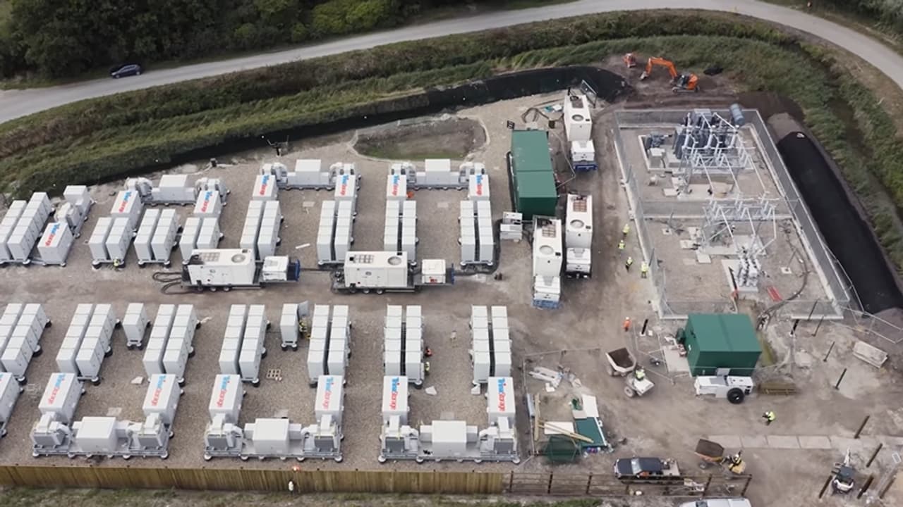 രാജ്യത്ത് ആദ്യം! പകൽ സമയത്ത് കുറഞ്ഞ വിലയ്ക്കുള്ള വൈദ്യുതി ബാറ്ററികളിൽ ശേഖരിക്കും, മണിക്കൂറുകളിൽ ലഭ്യമാക്കും രാജ്യത്ത് ആദ്യം! പകൽ സമയത്ത് കുറഞ്ഞ വിലയ്ക്കുള്ള വൈദ്യുതി ബാറ്ററികളിൽ ശേഖരിക്കും, മണിക്കൂറുകളിൽ ലഭ്യമാക്കും