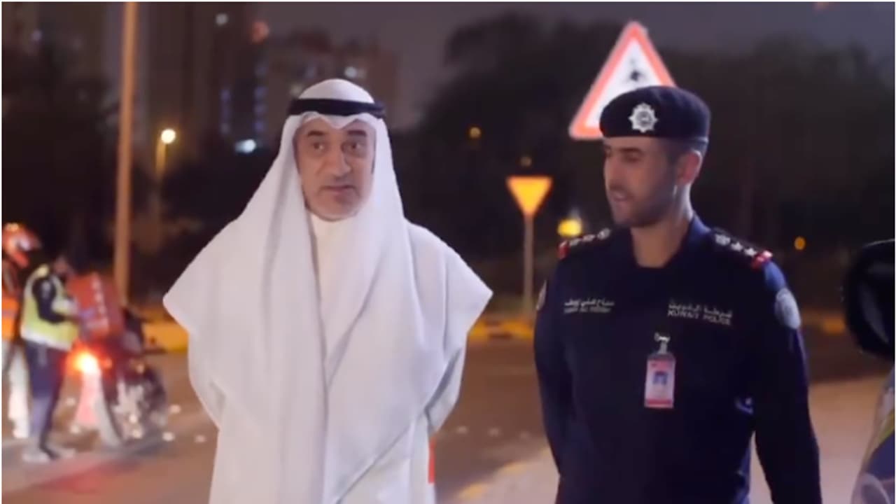 കുവൈത്തിൽ സമഗ്ര സുരക്ഷാ, ട്രാഫിക് ക്യാമ്പയിൻ; നിരവധി പേർ അറസ്റ്റിൽ കുവൈത്തിൽ സമഗ്ര സുരക്ഷാ, ട്രാഫിക് ക്യാമ്പയിൻ; നിരവധി പേർ അറസ്റ്റിൽ