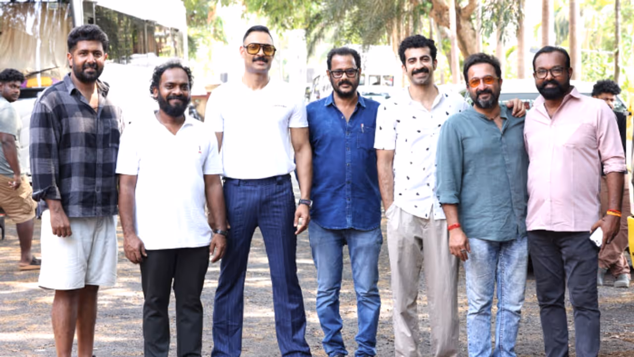 റോഷന്‍ മാത്യു നായകന്‍; എം പത്മകുമാര്‍ ചിത്രം മുംബൈയില്‍ പൂർത്തിയായി 