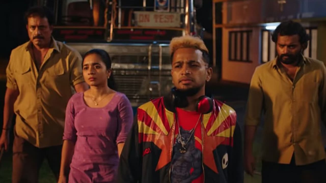 കളക്ഷനില് കുതിച്ചുചാട്ടവുമായി മരണമാസ്, ബേസില് ചിത്രം നേടിയത് കളക്ഷനില് കുതിച്ചുചാട്ടവുമായി മരണമാസ്, ബേസില് ചിത്രം നേടിയത്