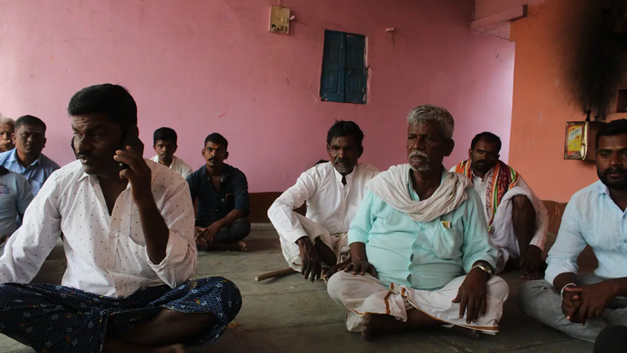 ರೈಲು ಕಂಪನೀಲಿ ನೌಕ್ರಿ ಕೊಡ್ತೀವೆಂದು ರೀಲು ಬಿಟ್ಟರೇ?: ಭರವಸೆಯೇ ನೀಡಿಲ್ಲವೆಂದ ರೈಲ್ವೆ ಇಲಾಖೆ