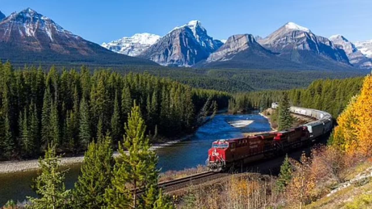 ರೈಲಿನಲ್ಲೆ ಇಡೀ ಪ್ರಪಂಚ ಸುತ್ತುವ ಅವಕಾಶ, ಕೈನಲ್ಲಿ ಕಾಸಿದ್ರೆ ಇಂದೇ ಬುಕ್ ಮಾಡಿ