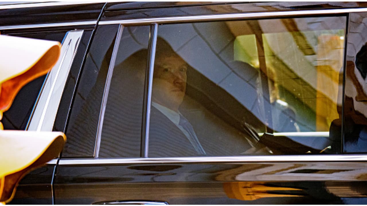 ഇന്‍സ്റ്റയും വാട്ട്സാപ്പും വിൽക്കേണ്ടിവരുമോ? സക്കർബർഗിന് അതിനിർണായകം വിശ്വാസ വഞ്ചനാ കേസിലെ വിചാരണ തുടരുന്നു