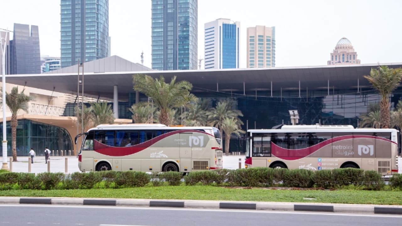 വക്ര മെട്രോ സ്റ്റേഷനിൽ നിന്ന് പുതിയ ലിങ്ക് ബസ് സർവീസ് ആരംഭിച്ചു വക്ര മെട്രോ സ്റ്റേഷനിൽ നിന്ന് പുതിയ ലിങ്ക് ബസ് സർവീസ് ആരംഭിച്ചു