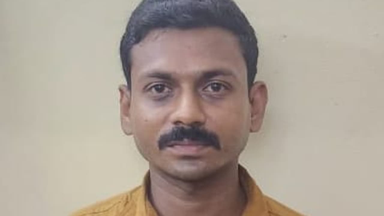 മൂന്ന് വര്ഷം മുമ്പ് നടന്ന സംഭവം, സ്കൂളിലെ കൗൺസിലിങ്ങിൽ കുട്ടി തുറന്നുപറഞ്ഞു, പീഡന ശ്രമത്തിന് യുവാവ് അറസ്റ്റിൽ മൂന്ന് വര്ഷം മുമ്പ് നടന്ന സംഭവം, സ്കൂളിലെ കൗൺസിലിങ്ങിൽ കുട്ടി തുറന്നുപറഞ്ഞു, പീഡന ശ്രമത്തിന് യുവാവ് അറസ്റ്റിൽ