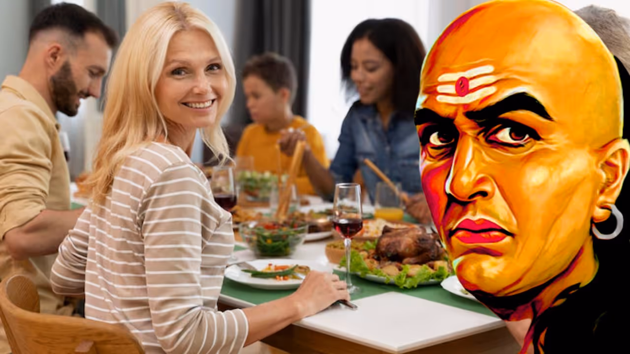 Chanakya Niti: ಈ 7 ಮಂದಿಯ ಮನೆಯಲ್ಲಿ ಊಟ ಮಾಡಬೇಡಿ ಅಂತಾರೆ ಚಾಣಕ್ಯ! Chanakya Niti: ಈ 7 ಮಂದಿಯ ಮನೆಯಲ್ಲಿ ಊಟ ಮಾಡಬೇಡಿ ಅಂತಾರೆ ಚಾಣಕ್ಯ!
