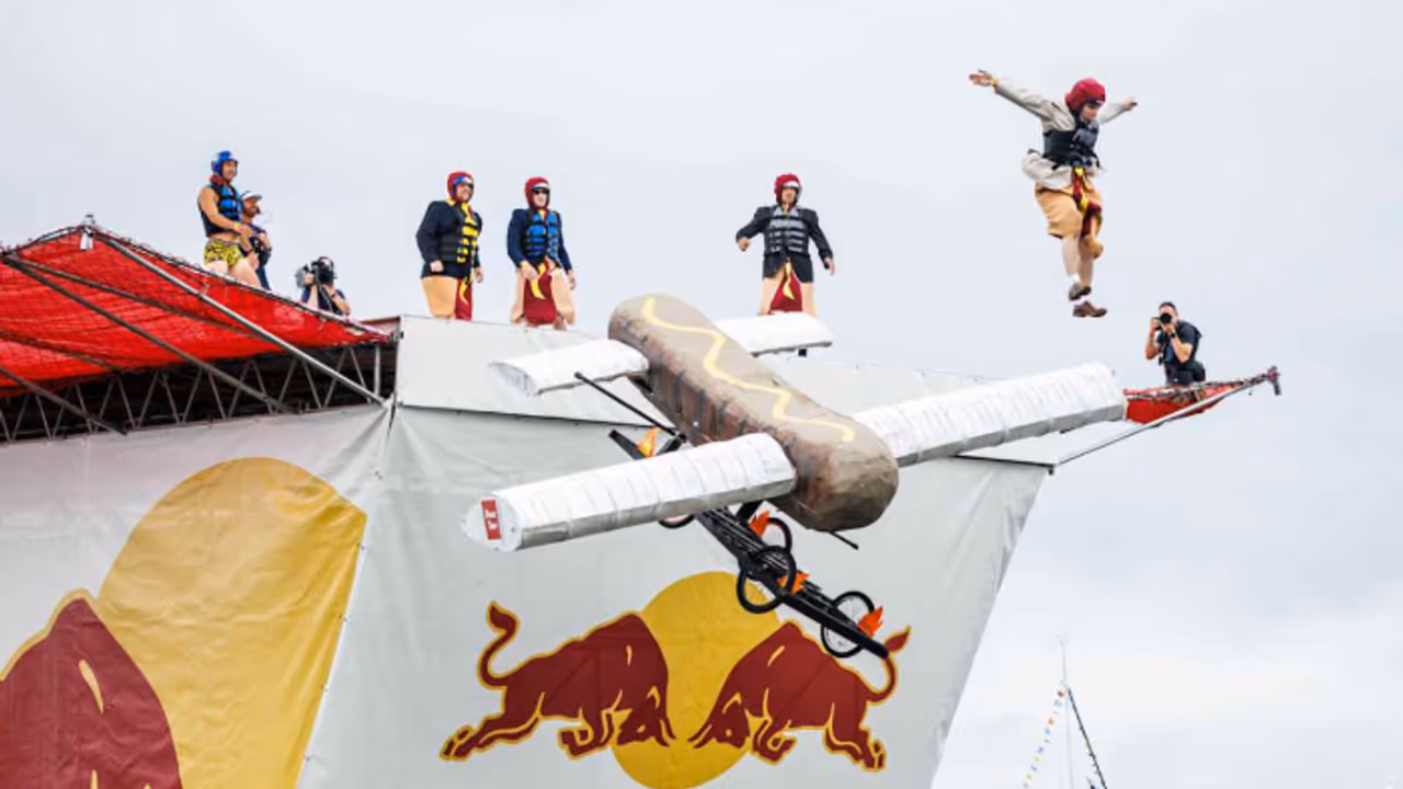 വർഷങ്ങൾക്ക് ശേഷം റെഡ് ബുൾ ഏവിയേഷൻ ചലഞ്ച് കുവൈത്തിൽ തിരിച്ചെത്തുന്നു